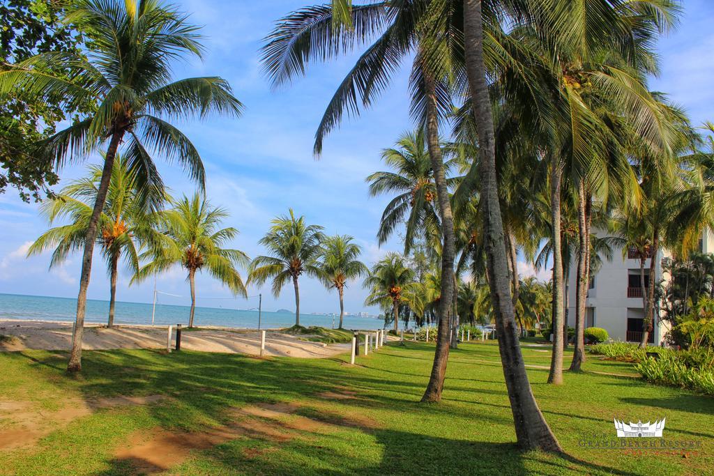 The Grand Beach Resort Port Dickson Kültér fotó